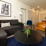 Modern Nulu 2Br Cozysuites 05