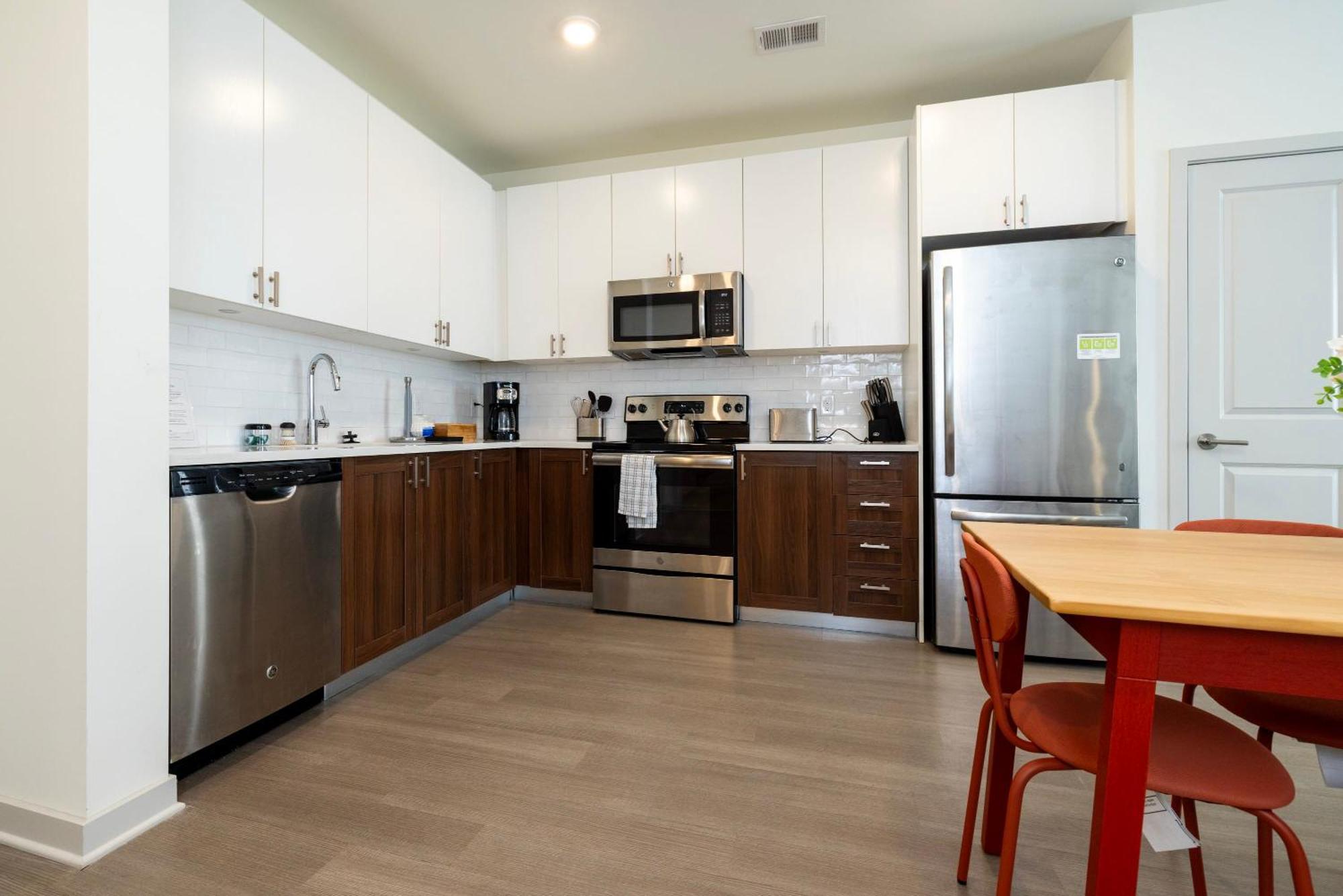 Modern Nulu 2br Cozysuites 05