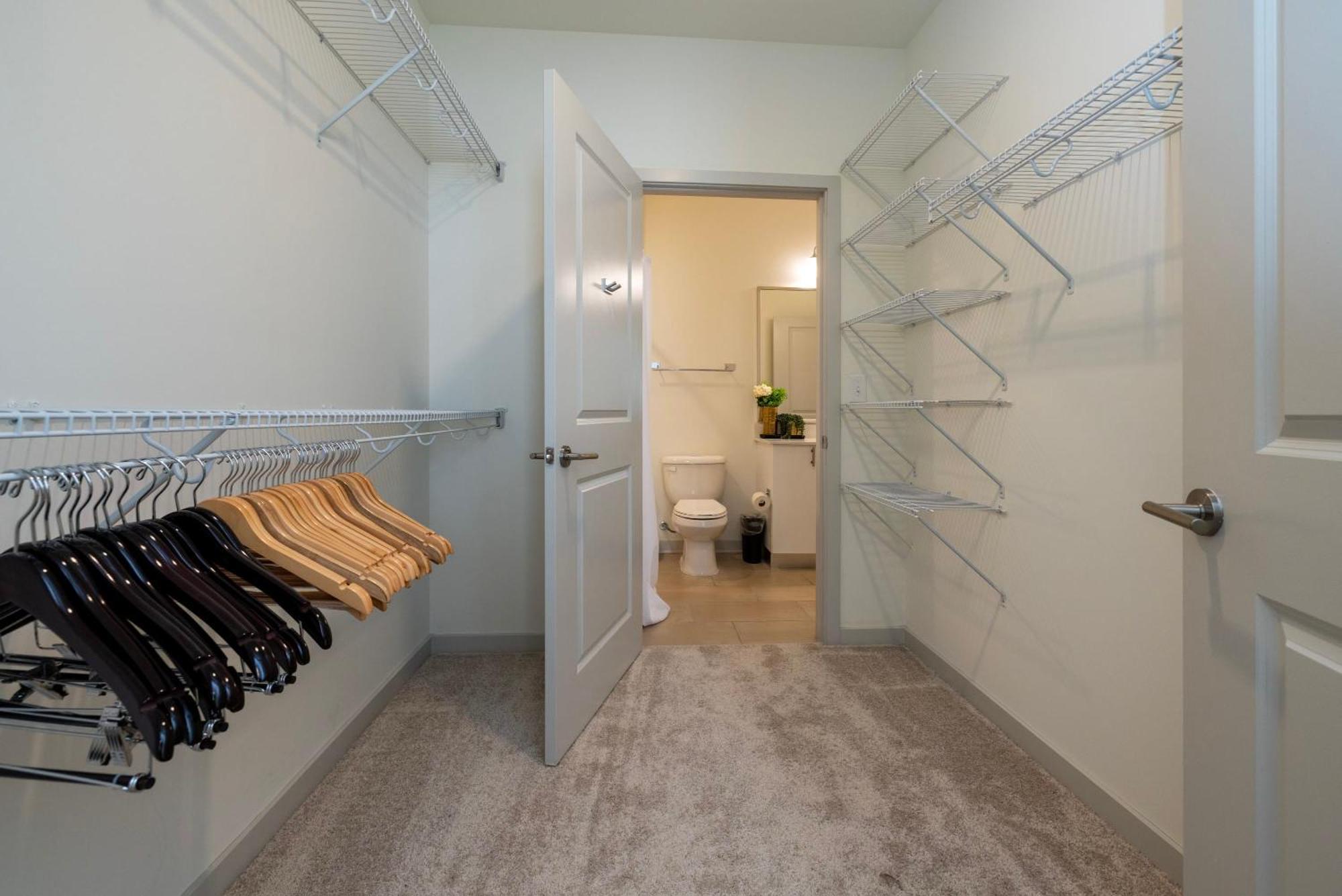 Modern Nulu 2br Cozysuites 05 Apartment