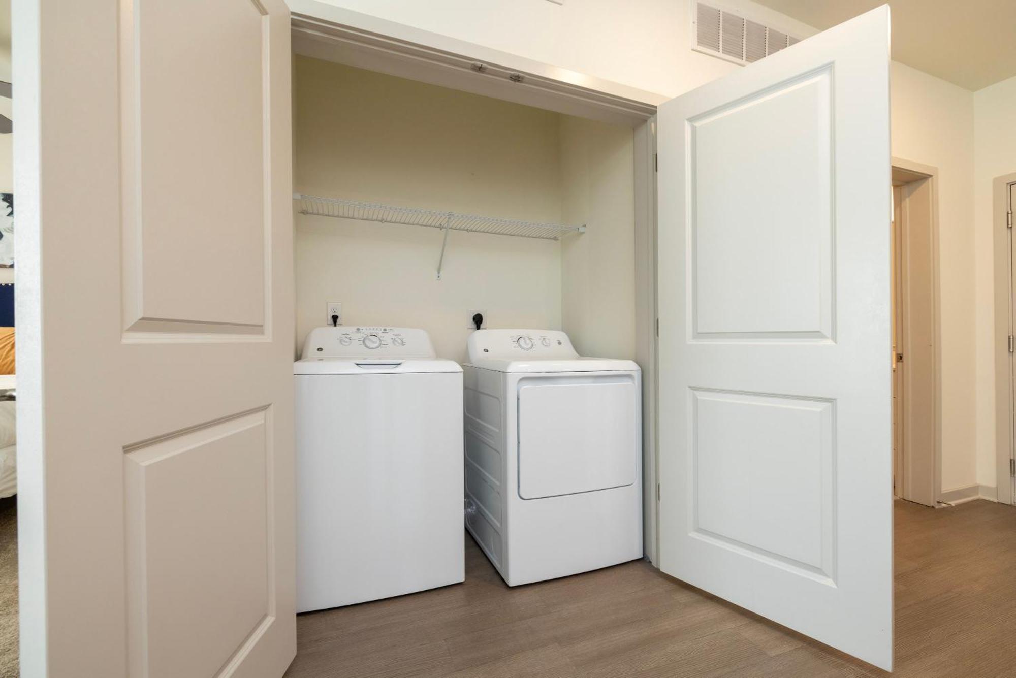 Modern Nulu 2br Cozysuites 05 Apartment *