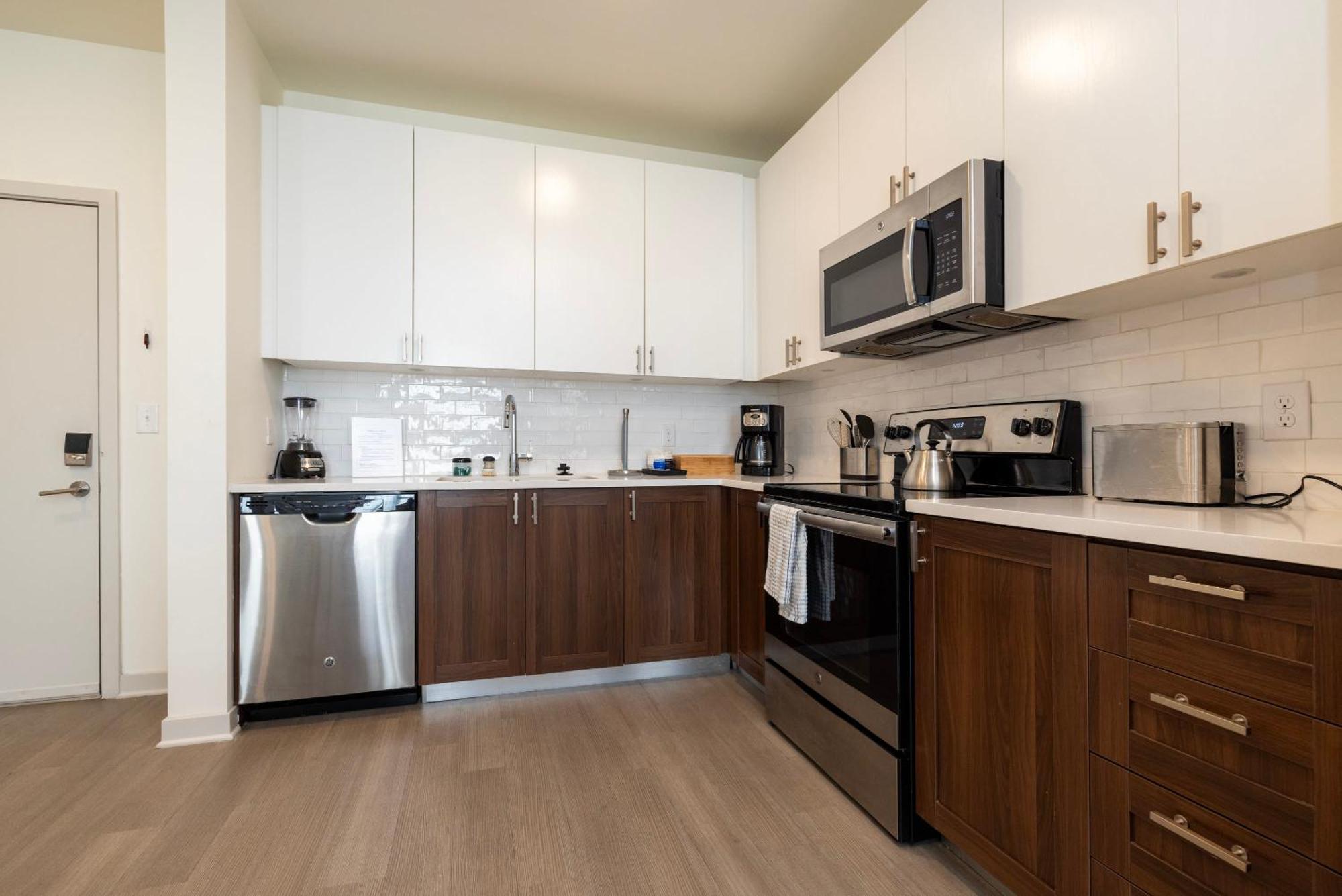 Apartment Modern Nulu 2br Cozysuites 05