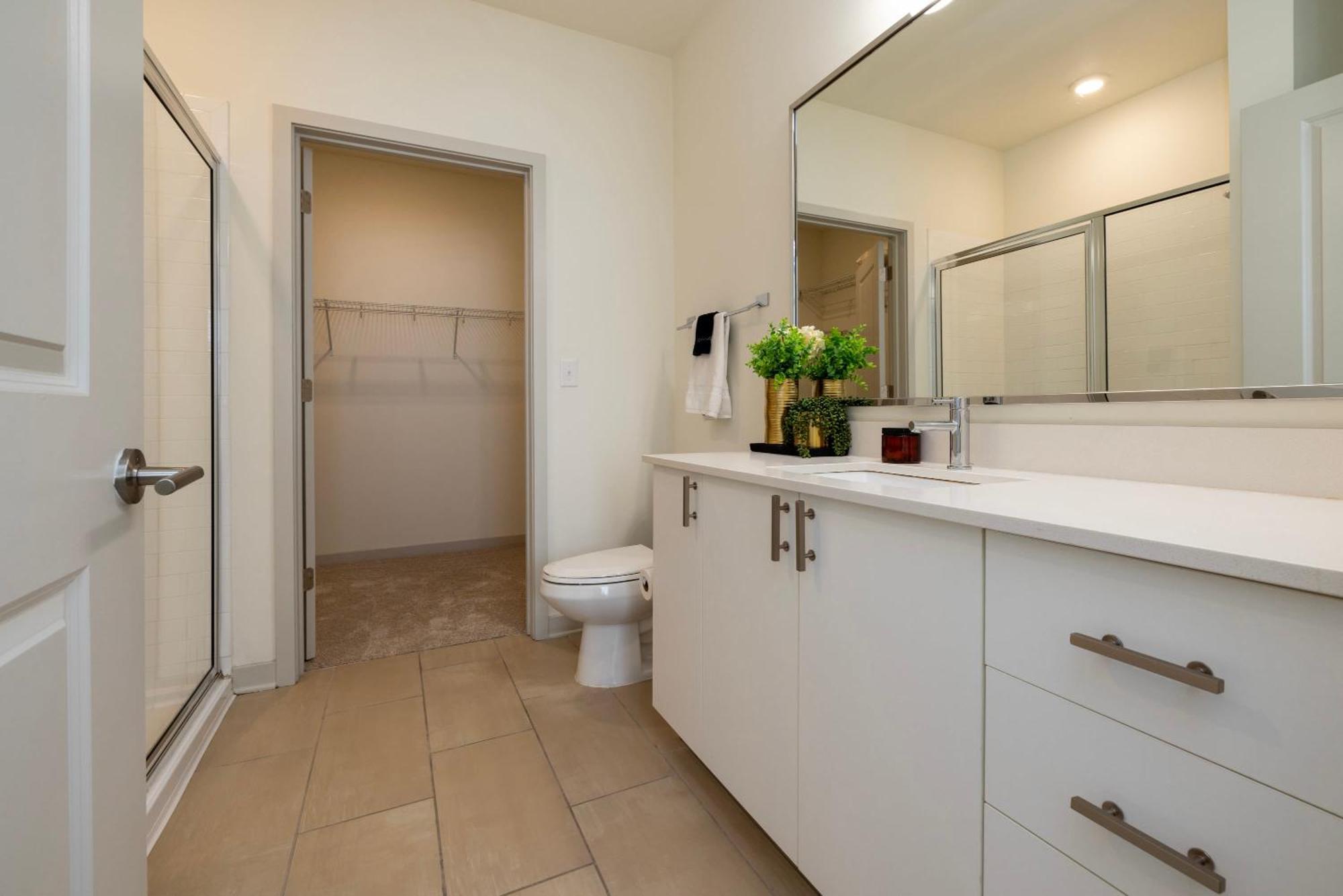 Modern Nulu 2br Cozysuites 05 Louisville